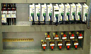 Antriebssteuerung �ber Master-Slave Frequenzumrichter